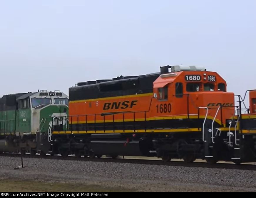 BNSF 1680